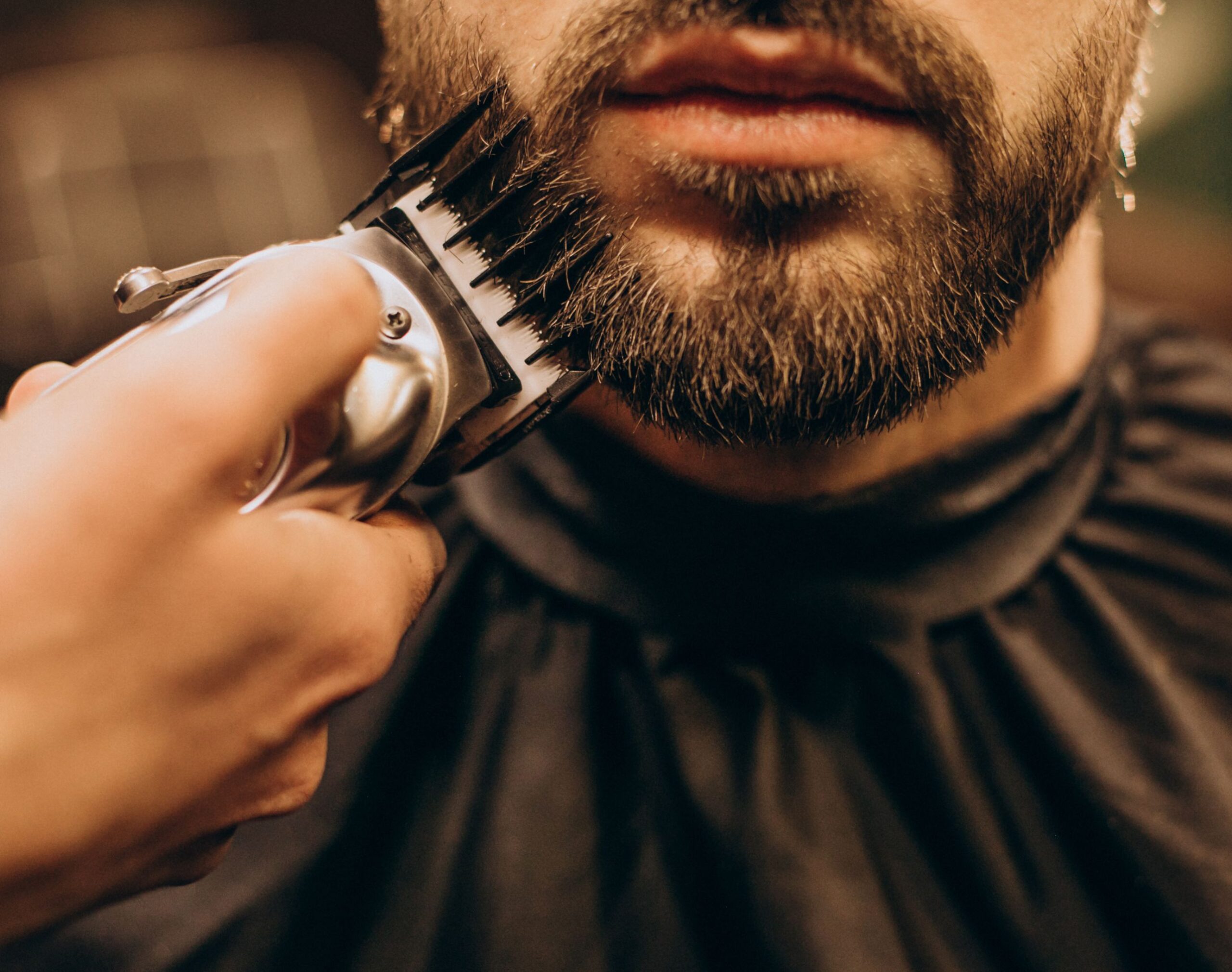 Moustache Kevin salon